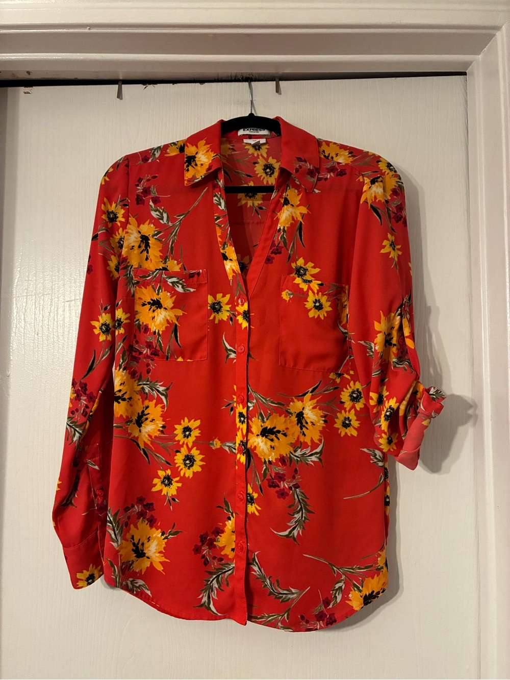 Express M Red Button-Front Collar Floral Blouse with Yellow Sun Flowers
